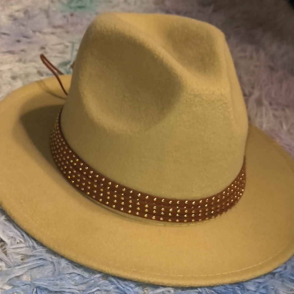 Stylish Tan Fedora with Brown Studded Band